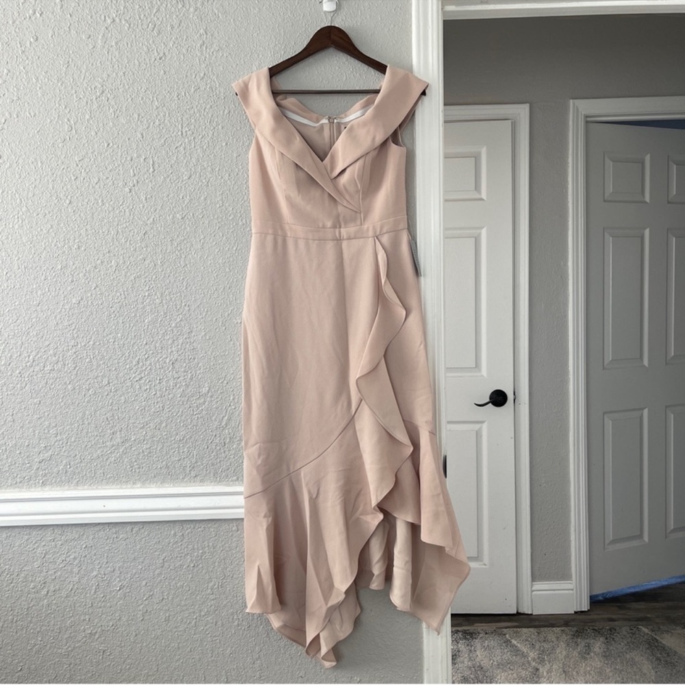 Xscape Elegant Blush cream Sleeveless Dress 10